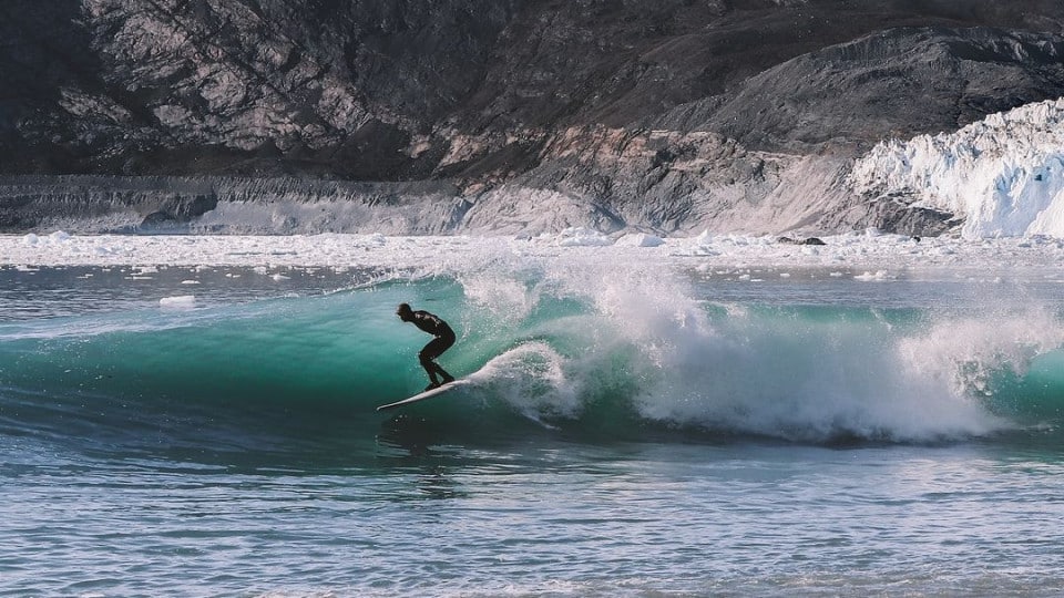 Young man from Figueira da Foz became the first Portuguese to surf in the North Pole