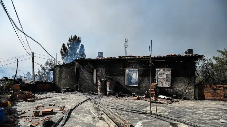 Fire in Gondomar with three fronts yielding to resources