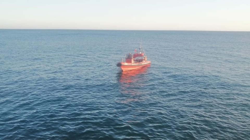 American woman rescued "unconscious" after falling from cliff in Cascais